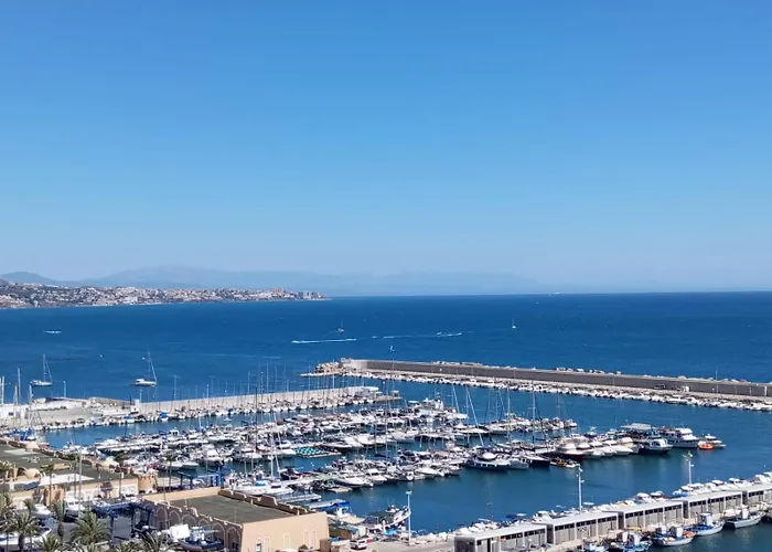 Perla 6 Playa * フエンヒロラ